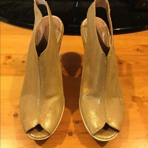 Donald J Pliner Sandals